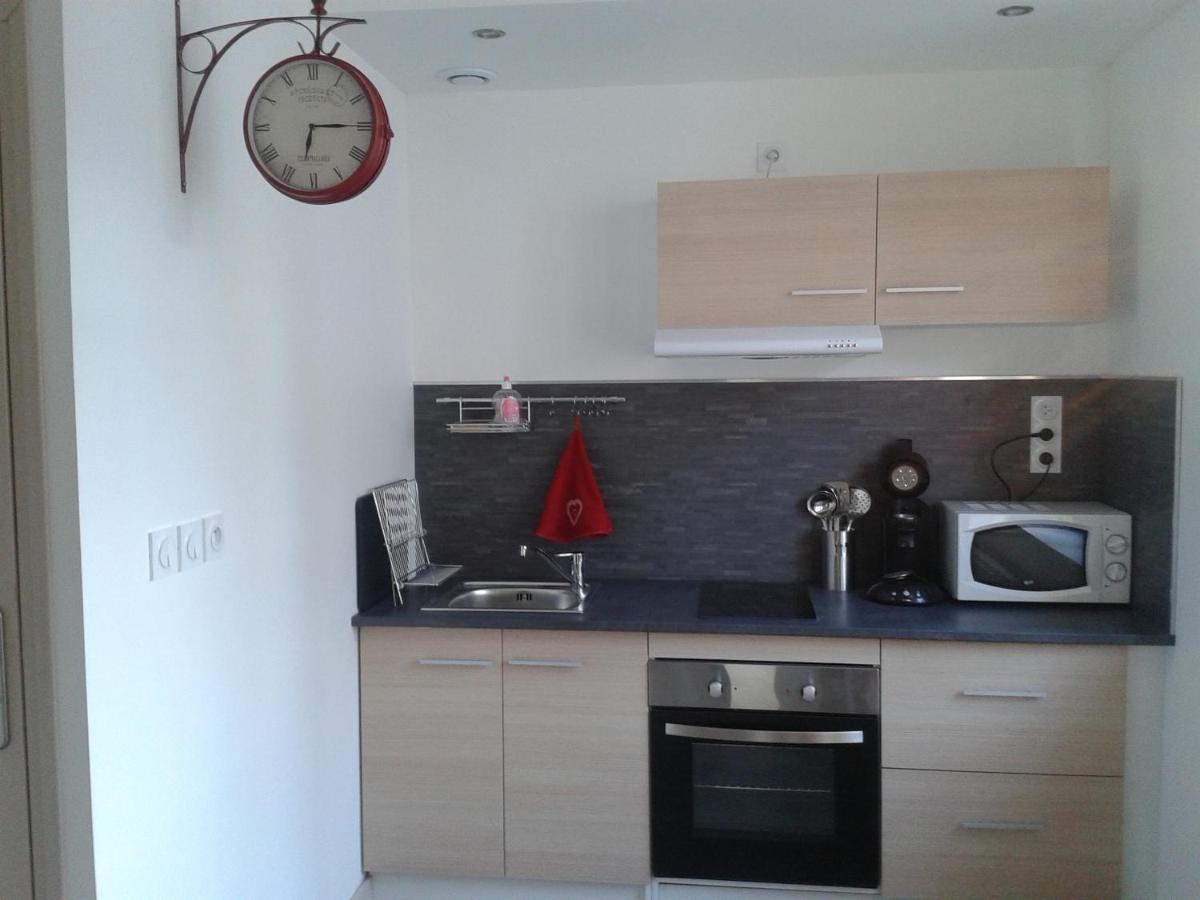 Grand Studio Quartier Historique Apartment